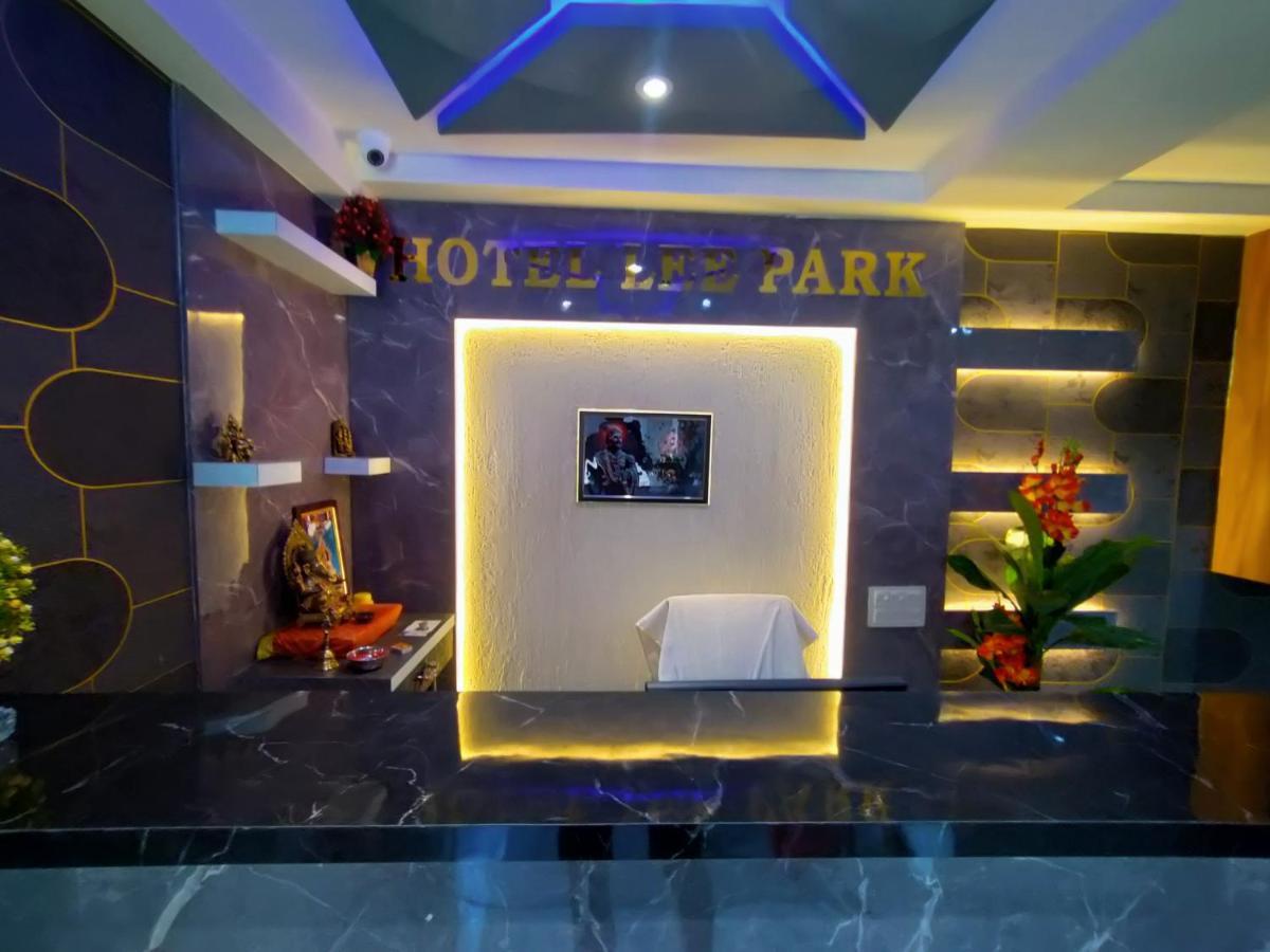 Hotel Lee Park Ahmedabad Eksteriør bilde