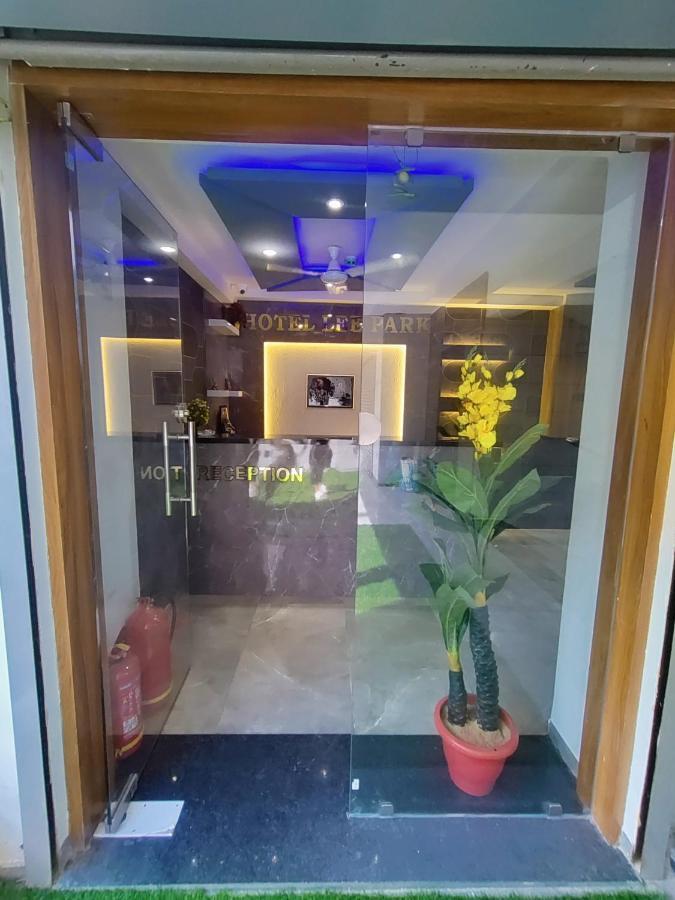 Hotel Lee Park Ahmedabad Eksteriør bilde